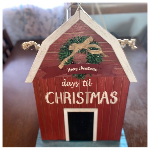 Farmhouse Christmas Wooden Red Barn Countdown Chalkboard wall hanger Decor - Picture 4 of 6